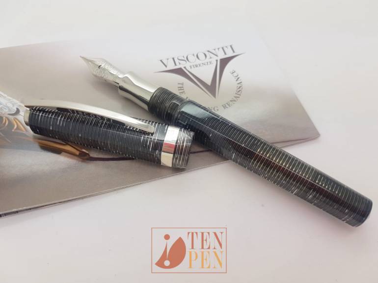 VISCONTI WALL STREET Sandard edition - gray laminated celluloid